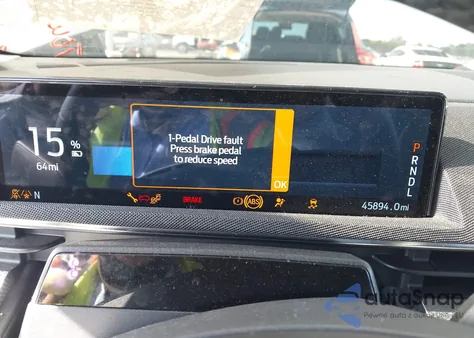 2023 Ford Mustang Mach-E Select z USA, uszkodzony, nr VIN 3FMTK1R46PMA77736